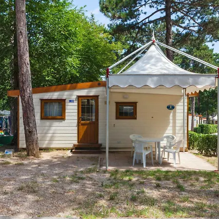 Locazione Turistica Camping Village Mare Pineta Tatil Evi