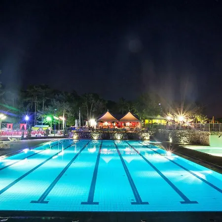 Tatil Evi Locazione Turistica Camping Village Mare Pineta