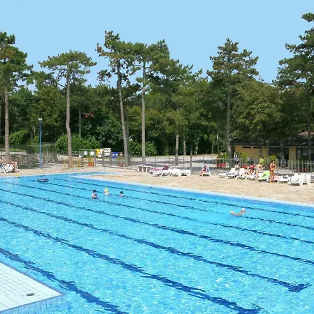 Locazione Turistica Camping Village Mare Pineta Tatil Evi *